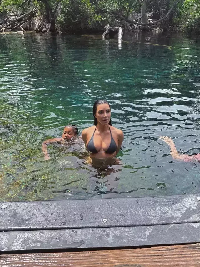 Kim Kardashian’s New Bikini Instagram Is Surprisingly Relatable